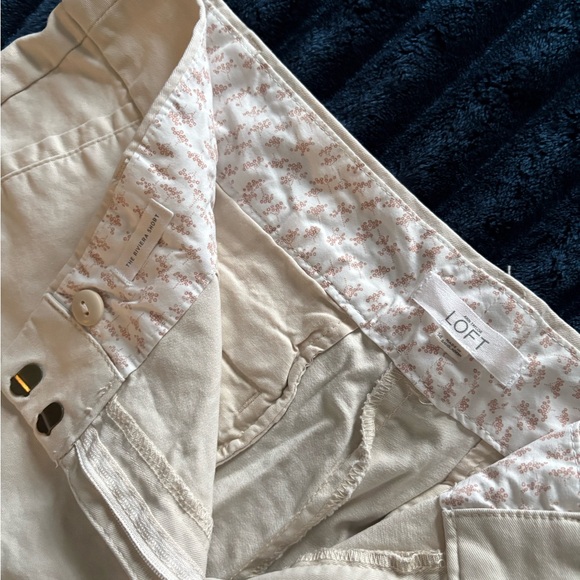 LOFT light beige “Riviera” Short - Picture 2 of 2
